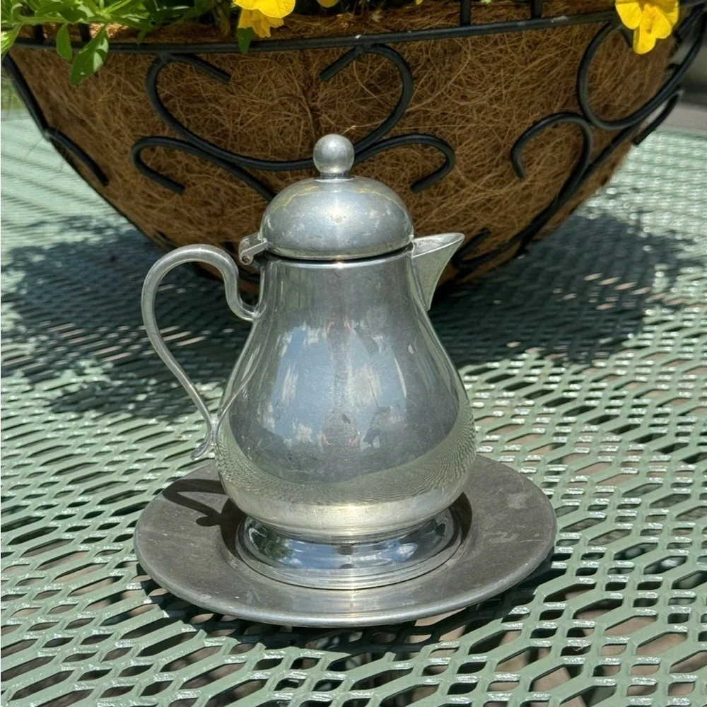 Kings Quality Pewter by Trinac~Vintage~Syrup Pitcher & Saucer~Very Nice~G2MC